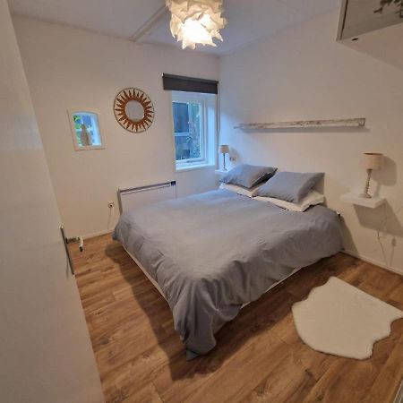 Huisje In Pieterburen Exteriér fotografie